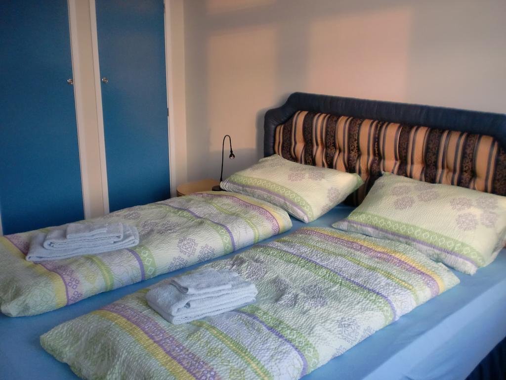 Guesthouse Tilraun Blonduos Quarto foto