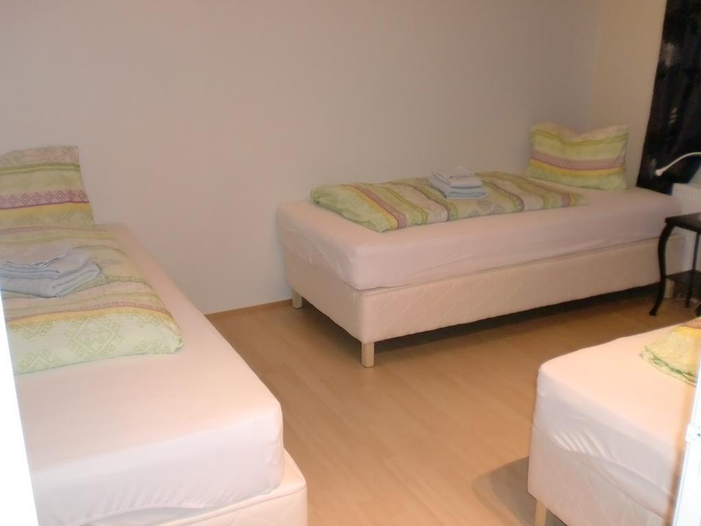 Guesthouse Tilraun Blonduos Quarto foto